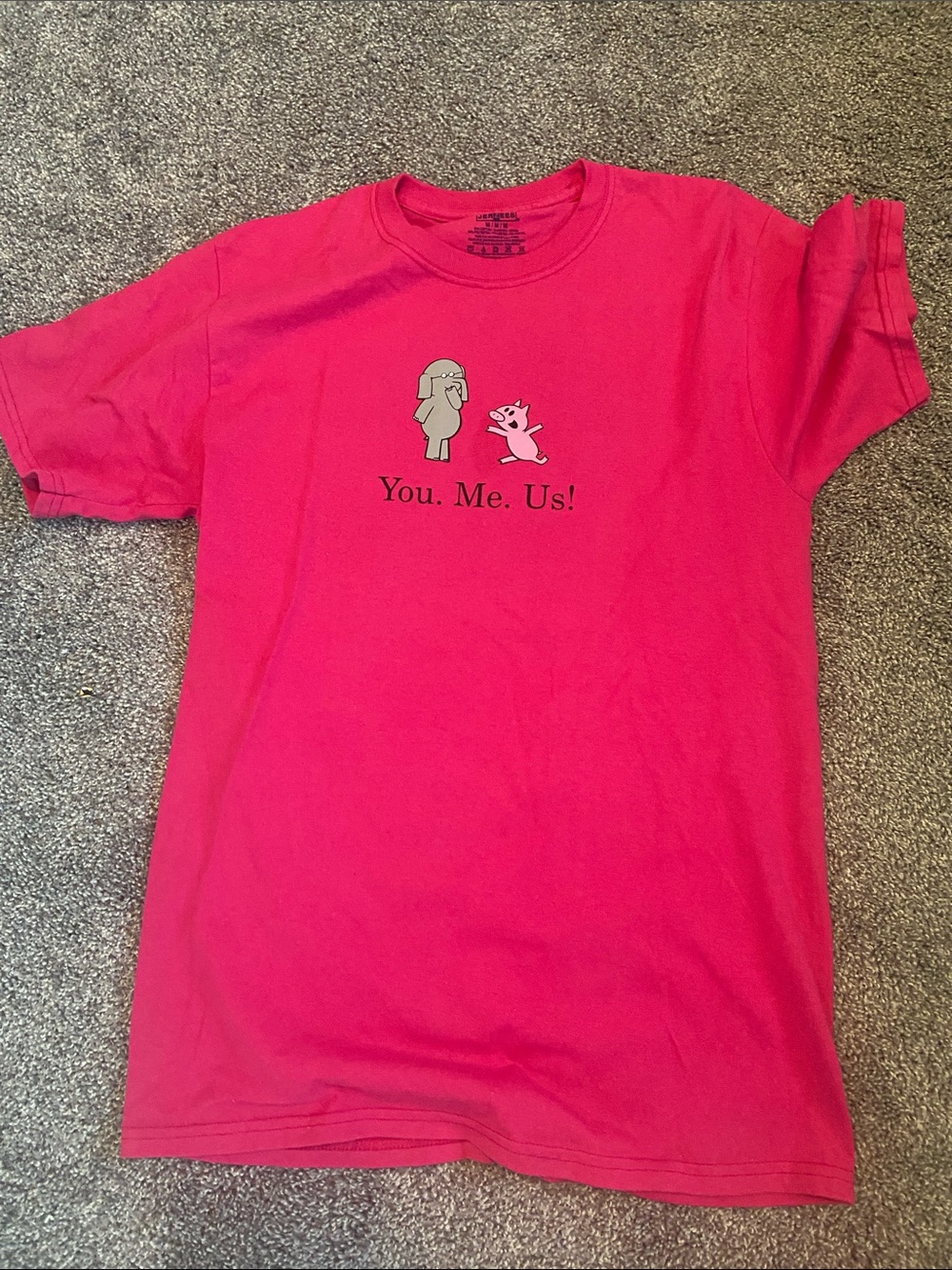 Elephant and Piggie !!themed tshirt Sz M